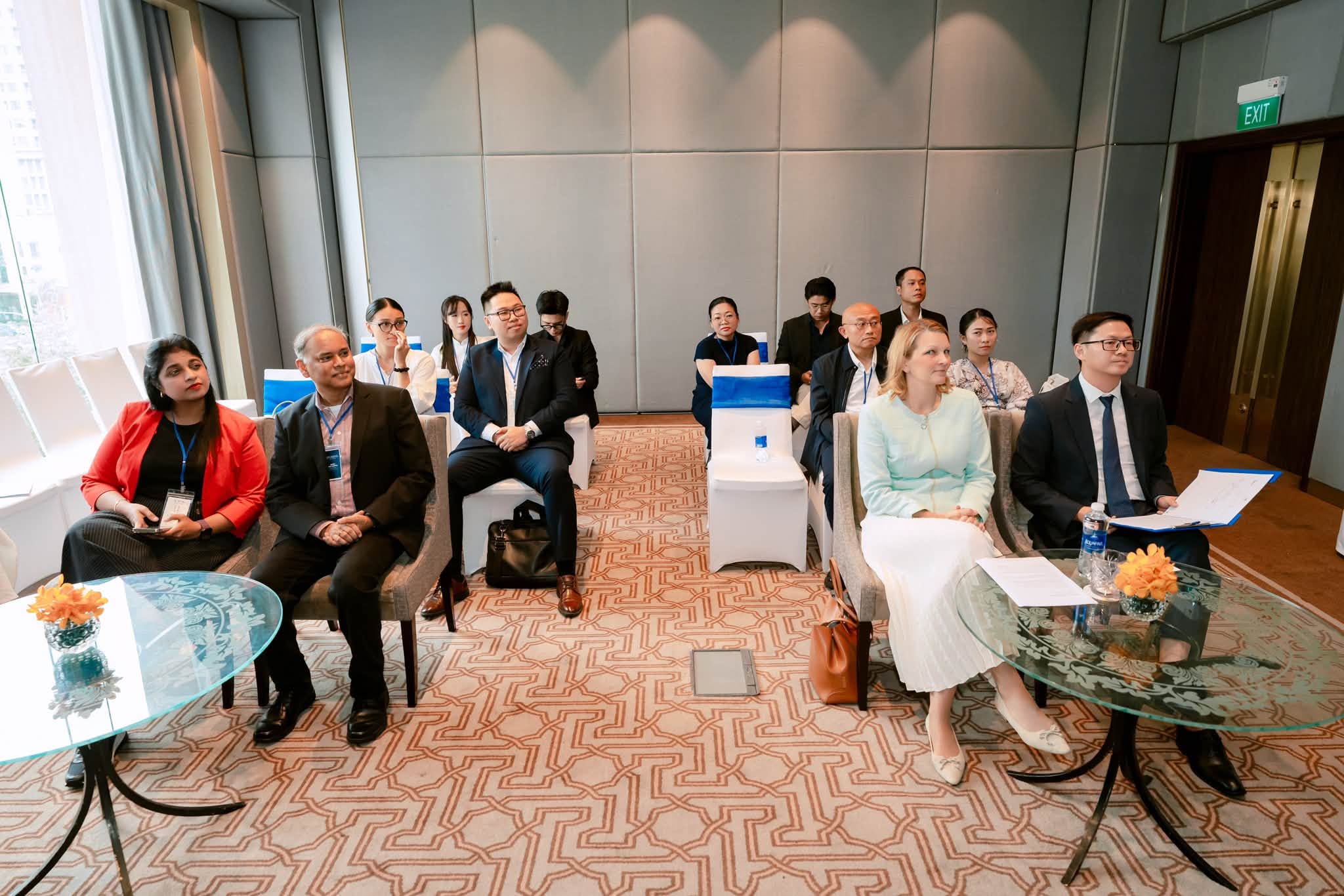 Mari Kiviniemi and guests during the programme.